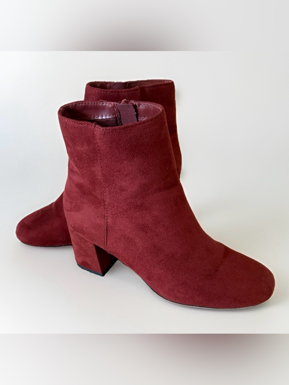 Delicious Burgundy Faux Suede Block Heel Booties Size 8
